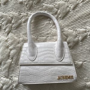 Woman’s purses